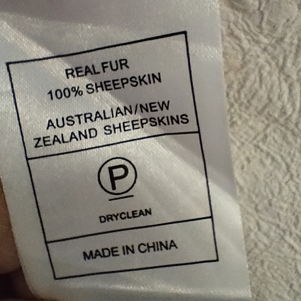 Genuine Sheepskin Rug - Picture 7 of 11
